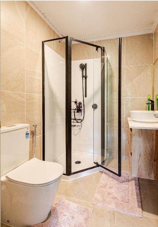 ולינגטו Lux. Room With Ensuite מראה חיצוני תמונה